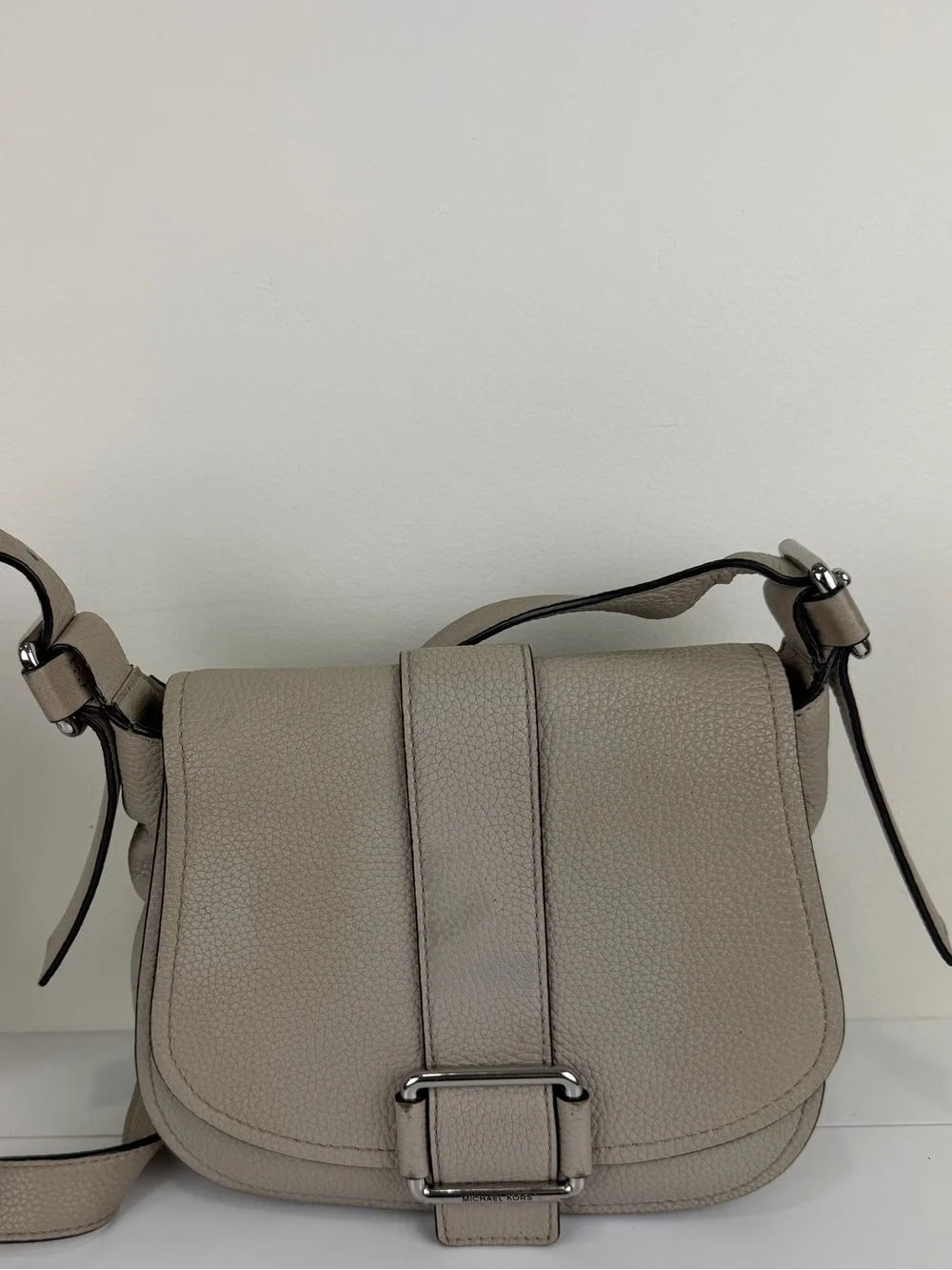 Michael Kors Pebbled Leather Messenger Crossbody Bag Light Taupe